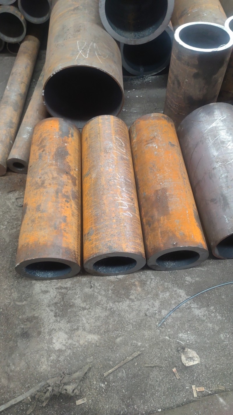 驿城驿城驿城20CrMo无缝钢管切割